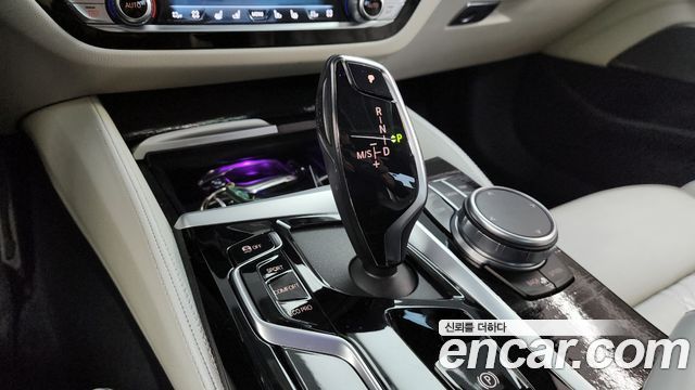 BMW 5-Series 530i M Sport Package