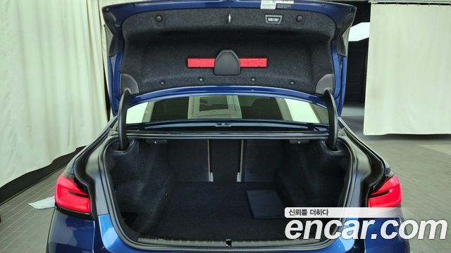 BMW 5-Series 530i M Sport Package