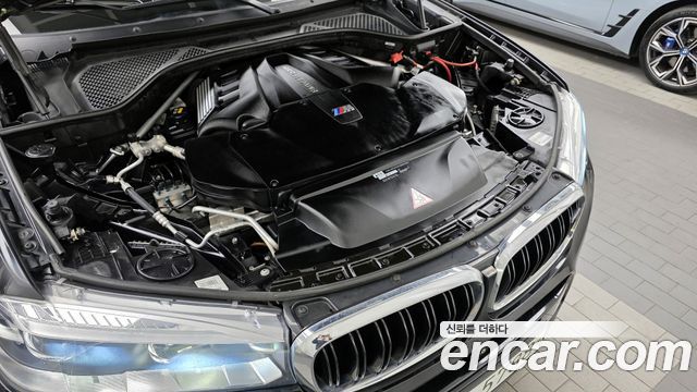 BMW X6M 4.4