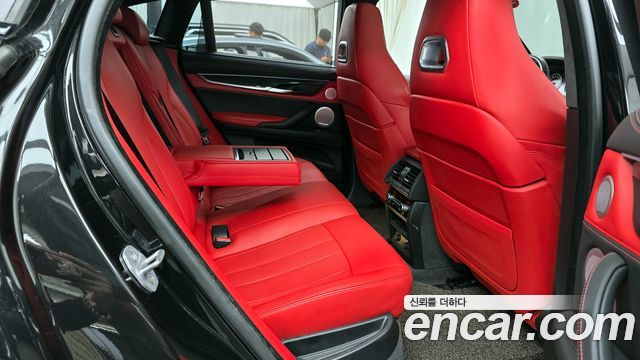 BMW X6M 4.4
