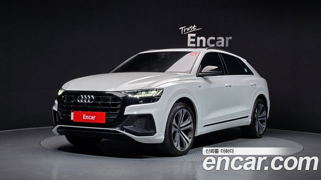 Audi Q8 55 TFSI Quattro Premium