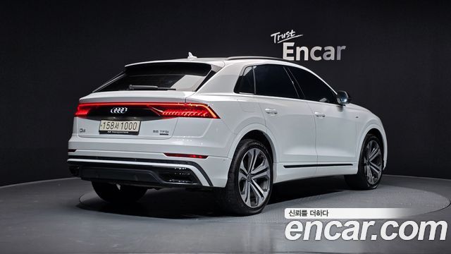 Audi Q8 55 TFSI Quattro Premium