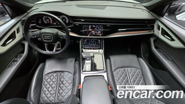 Audi Q8 55 TFSI Quattro Premium