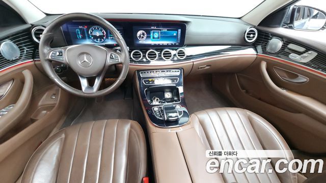 Mercedes-Benz E-Class E400 4MATIC Exclusive
