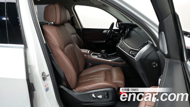 BMW X7 xDrive 40i Design Pure Excellence 7-Seater