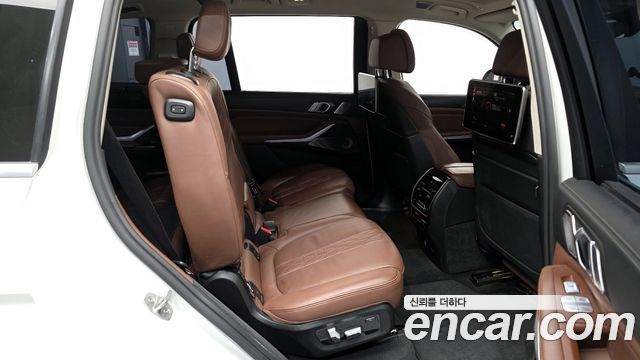 BMW X7 xDrive 40i Design Pure Excellence 7-Seater