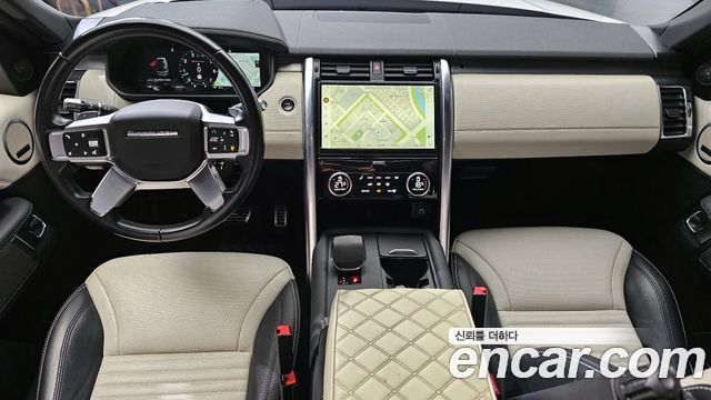 Land Rover Discovery P360 R-Dynamic SE