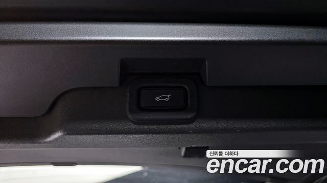 Land Rover Discovery P360 R-Dynamic SE