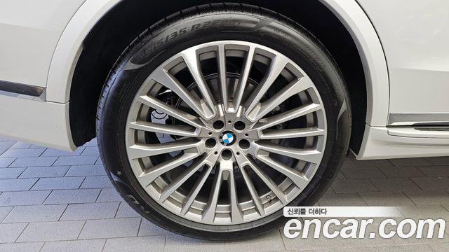 BMW X7 xDrive 40i Design Pure Excellence 7-Seater