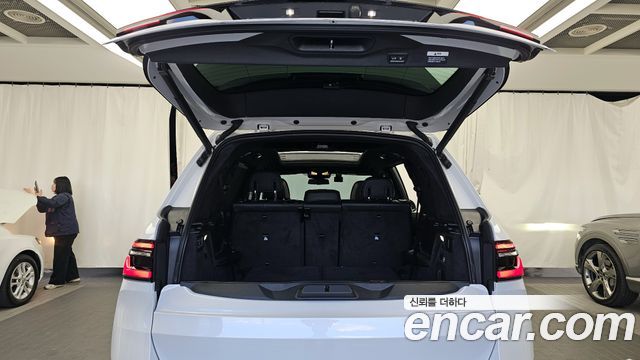 BMW X7 xDrive 40i Design Pure Excellence 7-Seater