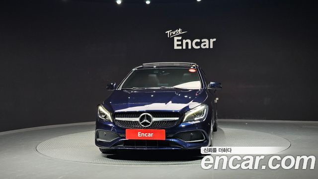 Mercedes-Benz CLA-Class CLA220 AMG Line
