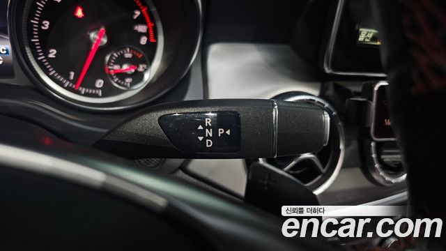 Mercedes-Benz CLA-Class CLA220 AMG Line