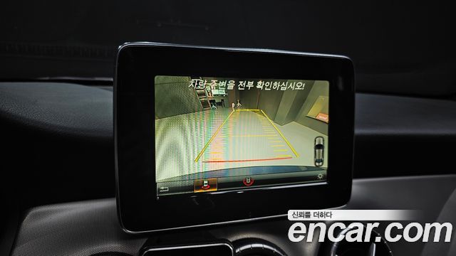 Mercedes-Benz CLA-Class CLA220 AMG Line
