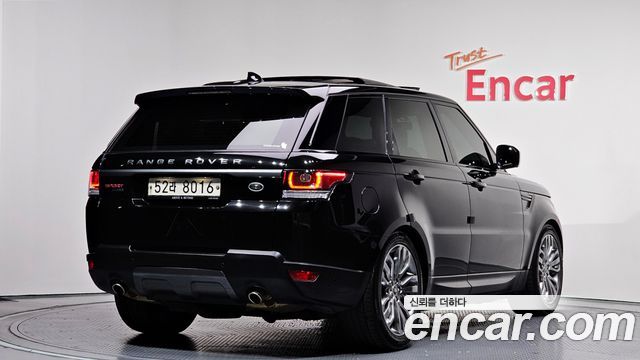 Land Rover Range Rover Sport 3.0 SDV6 HSE Dynamic