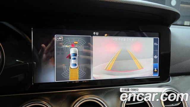 Mercedes-Benz E-Class E220d 4MATIC Avantgarde