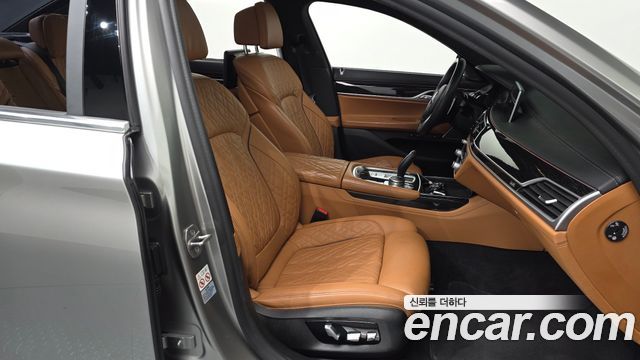 BMW 7-Series 740Li xDrive M Sport Package