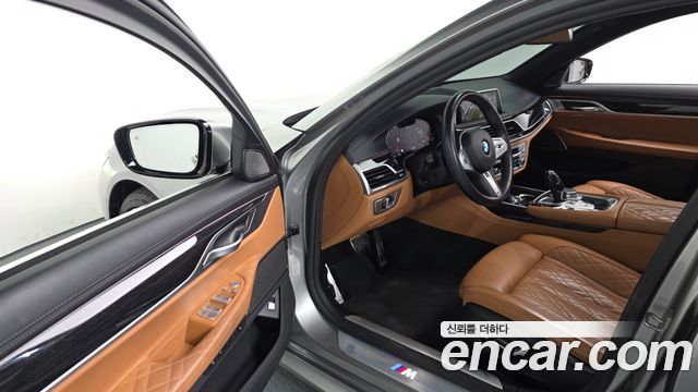 BMW 7-Series 740Li xDrive M Sport Package