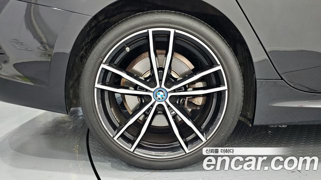 BMW 3-Series 320e M Sports