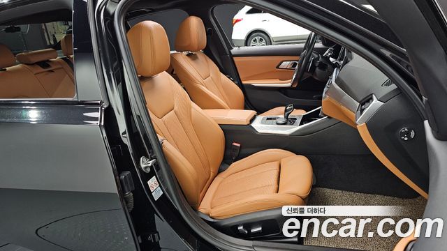 BMW 3-Series 320e M Sports