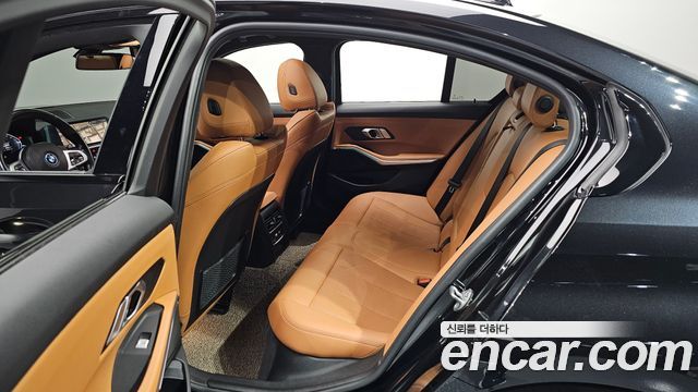 BMW 3-Series 320e M Sports