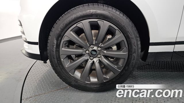 Land Rover Range Rover Velar 2.0 P250 R-Dynamic SE