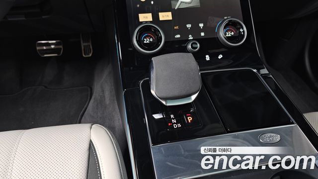 Land Rover Range Rover Velar 2.0 P250 R-Dynamic SE