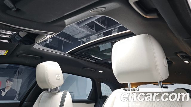 Land Rover Range Rover Velar 2.0 P250 R-Dynamic SE