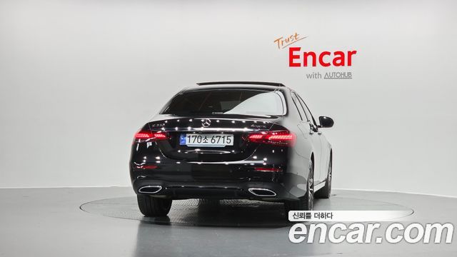 Mercedes-Benz E-Class E350 4MATIC AMG Line