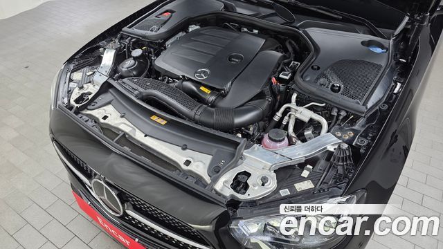 Mercedes-Benz E-Class E350 4MATIC AMG Line