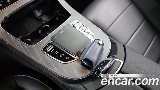 Mercedes-Benz E-Class E350 4MATIC AMG Line