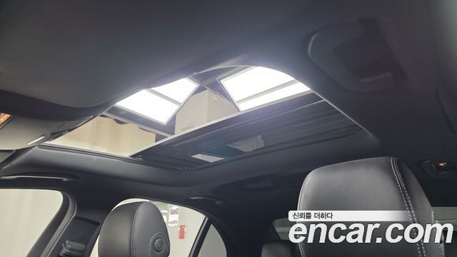 Mercedes-Benz E-Class E350 4MATIC AMG Line
