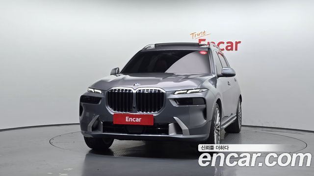 BMW X7 xDrive 40i Design Pure Excellence 6-Seater