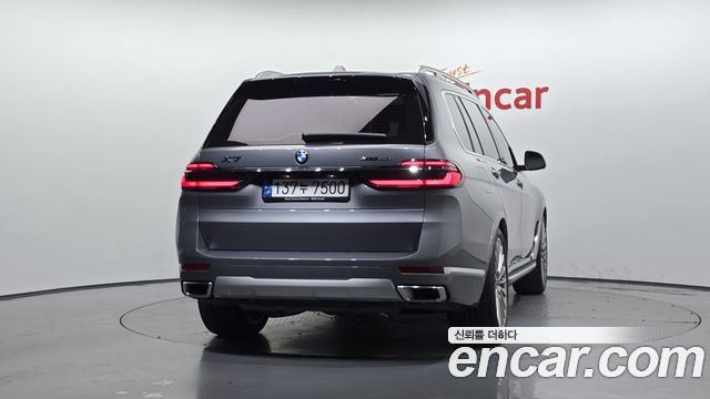 BMW X7 xDrive 40i Design Pure Excellence 6-Seater