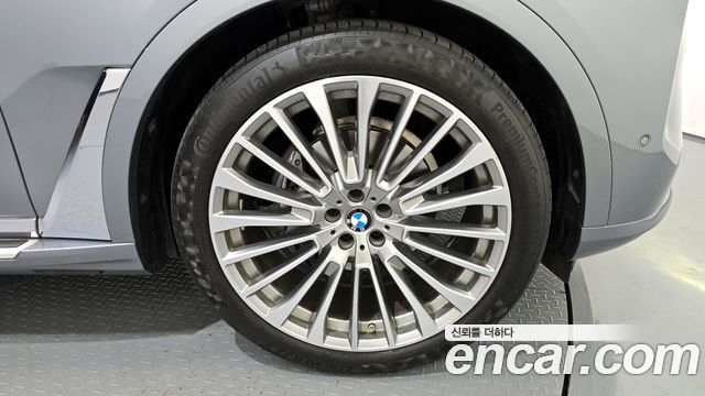 BMW X7 xDrive 40i Design Pure Excellence 6-Seater