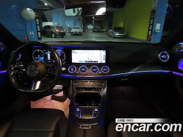 Mercedes-Benz E-Class E220d 4MATIC AMG Line