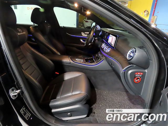 Mercedes-Benz E-Class E220d 4MATIC AMG Line
