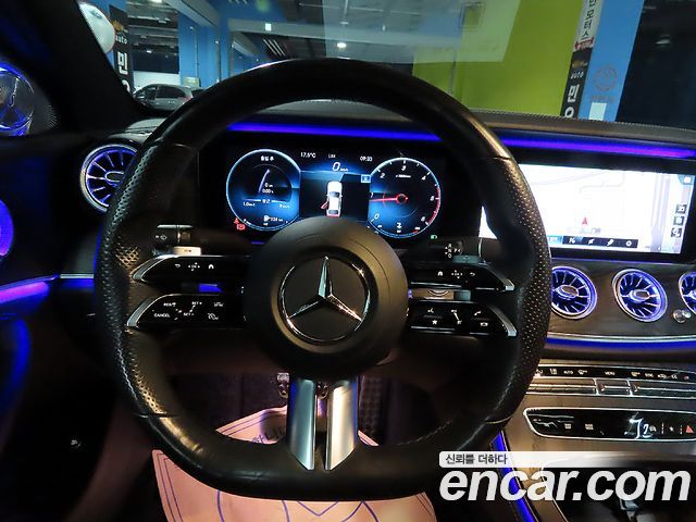 Mercedes-Benz E-Class E220d 4MATIC AMG Line