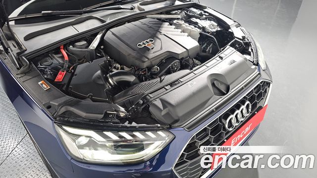 Audi A4 45 TFSI Quattro Premium