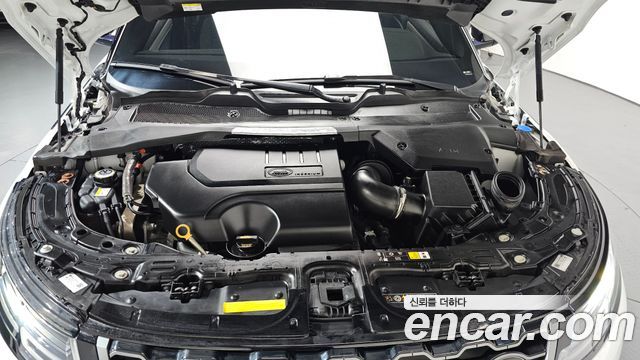 Land Rover Range Rover Evoque P250 R-Dynamic SE