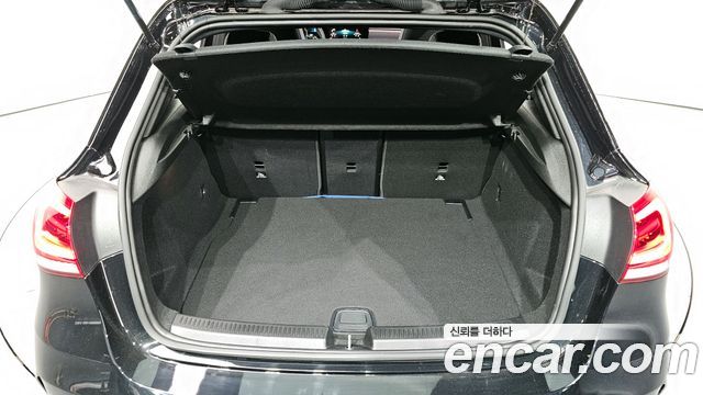 Mercedes-Benz A-Class AMG A45 4MAITC+ Hatchback