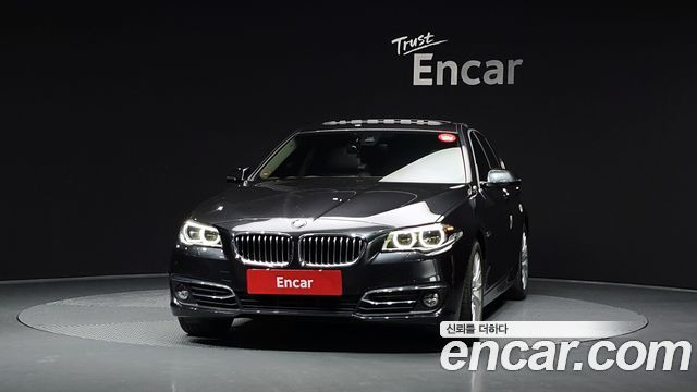 BMW 5-Series 528i Luxury Plus