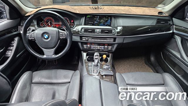 BMW 5-Series 528i Luxury Plus