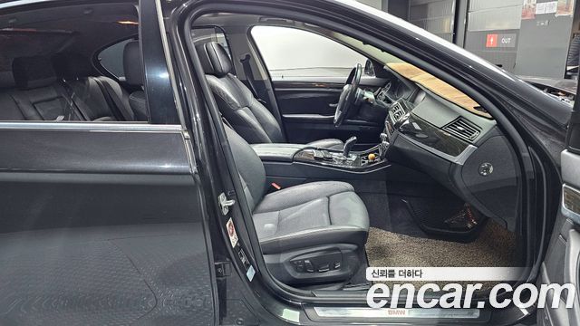 BMW 5-Series 528i Luxury Plus