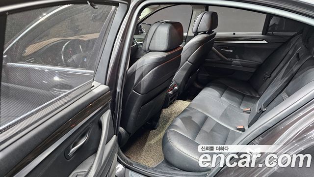 BMW 5-Series 528i Luxury Plus