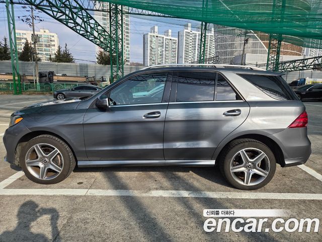 Mercedes-Benz GLE-Class GLE350