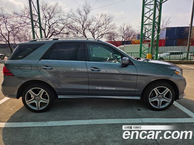 Mercedes-Benz GLE-Class GLE350