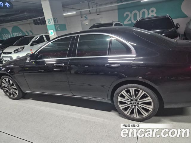 Mercedes-Benz E-Class E350 4MATIC Exclusive