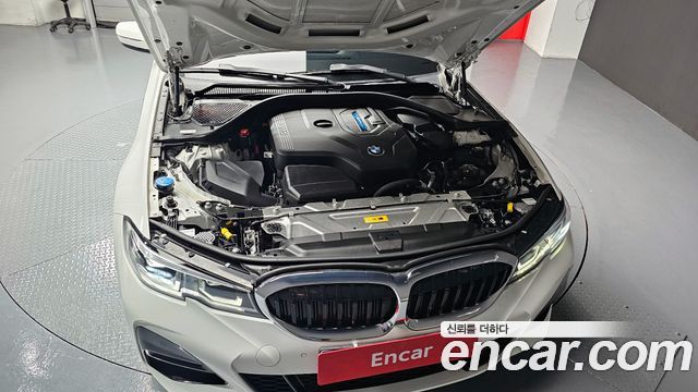BMW 3-Series 320e M Sports