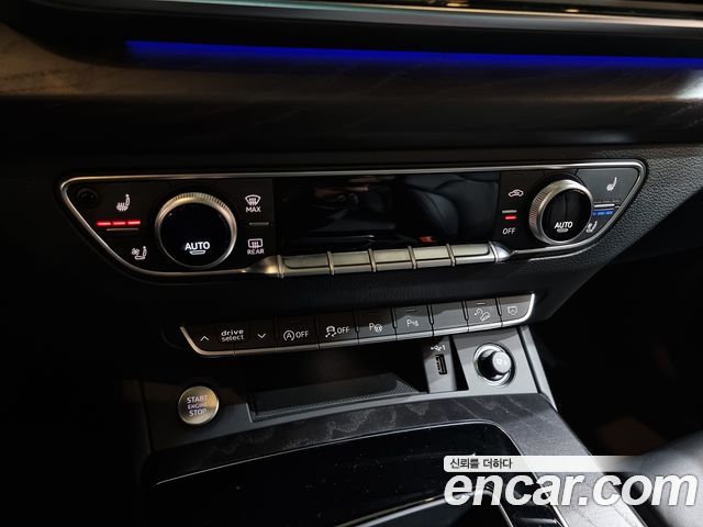 Audi Q5 45 TFSI Quattro Premium Sportback