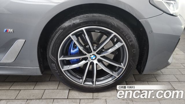 BMW 5-Series 523d xDrive M Sport